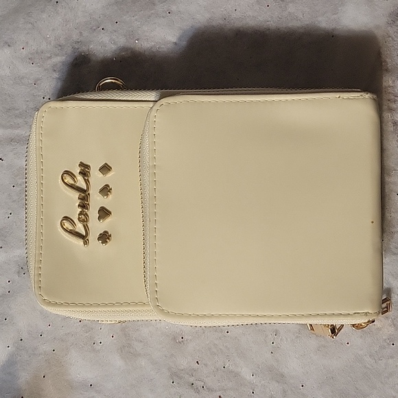NWOT Loulu Beige Ivory Cream Crossbody Purse Bag Detachable Strap 3 Zip Pockets - Picture 10 of 10